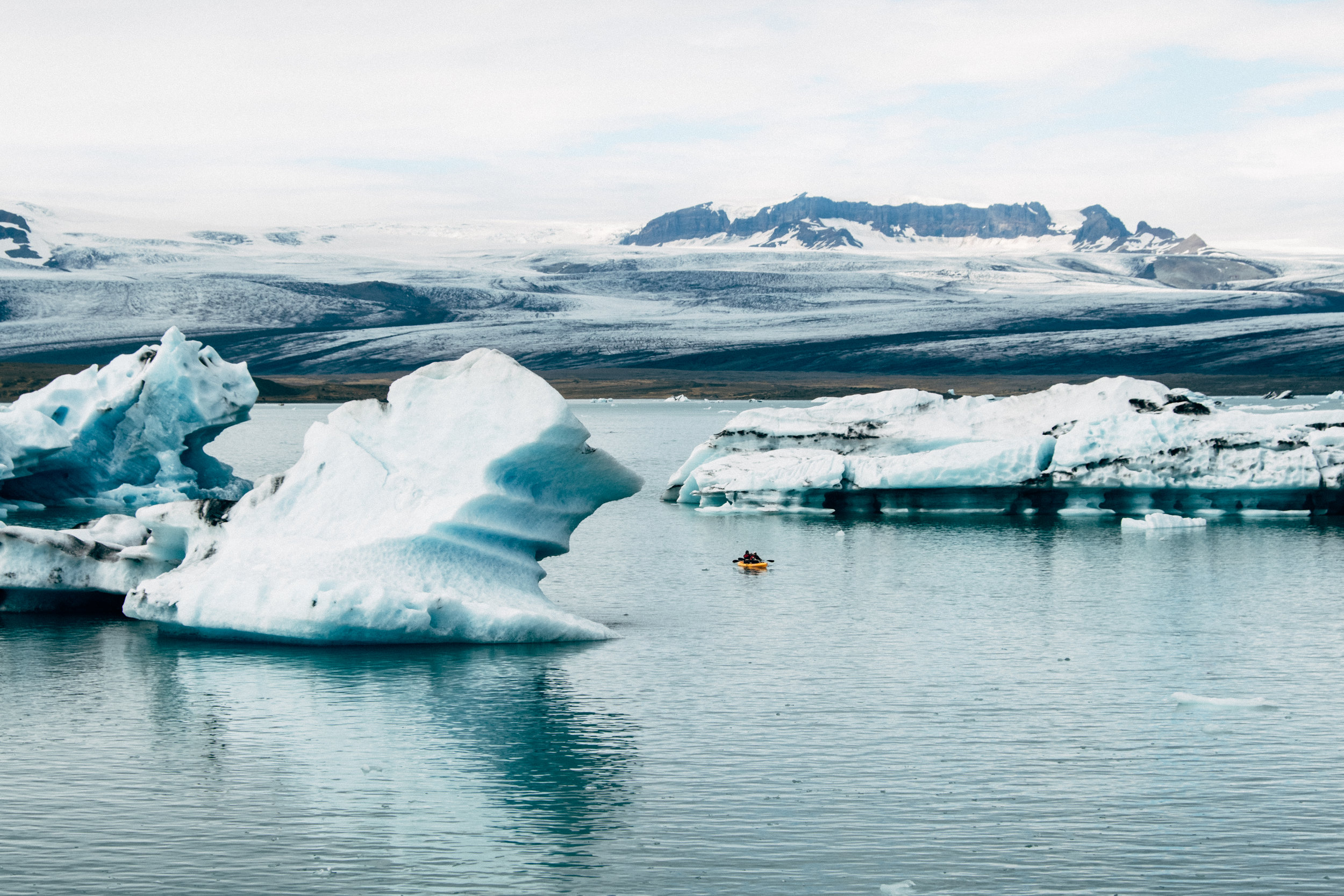 glacier-lagoon-kayaking
